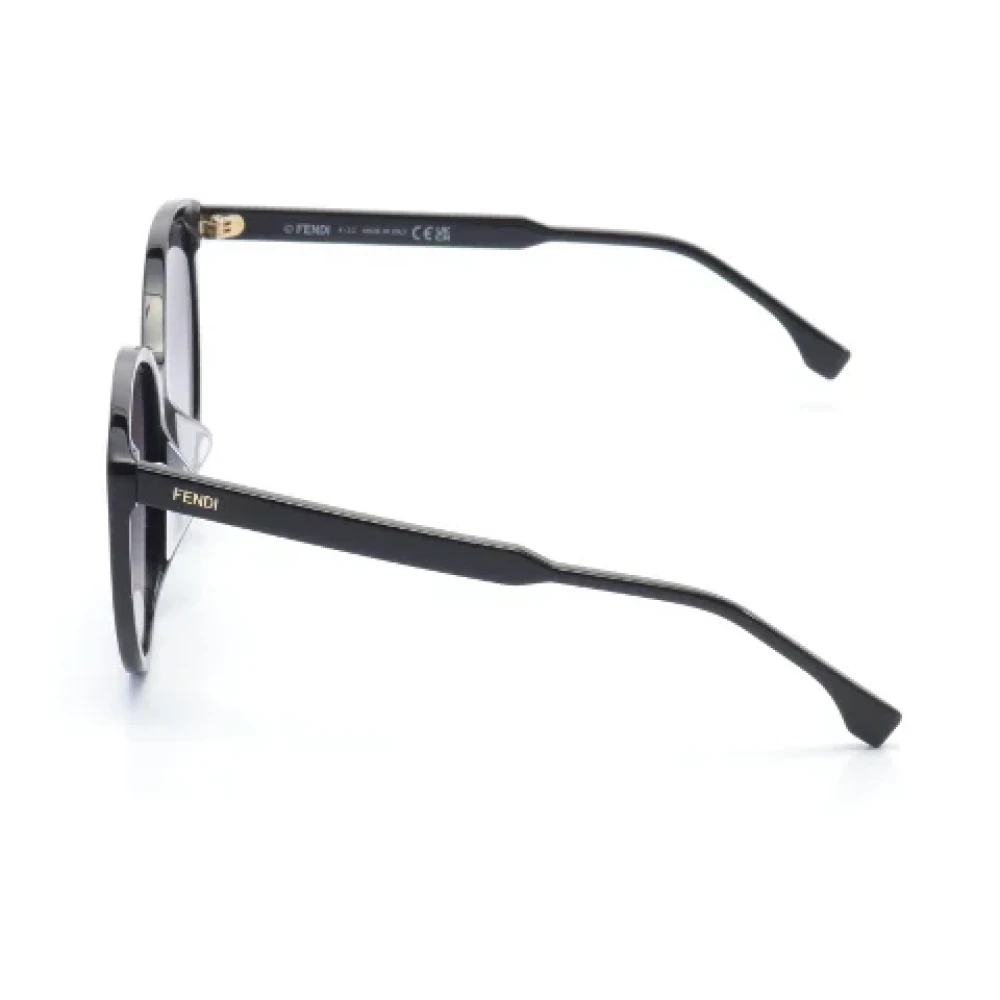 Fendi Vintage Pre-owned Plastic sunglasses Black Dames