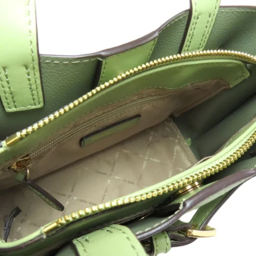 Michael Kors Pre-owned Leather handbags Green Dames