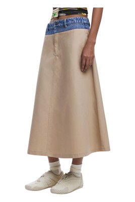 beige-plain-skirt-with-front-pockets