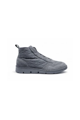 P005 Boot