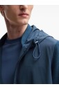 blue-sport-jacket-with-punto-stitching