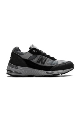 stylish-sneakers-for-men-and-women