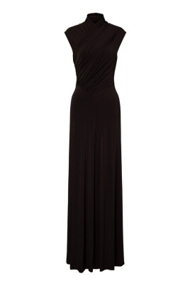 black-sleeveless-long-dress-with-gathered-detailing