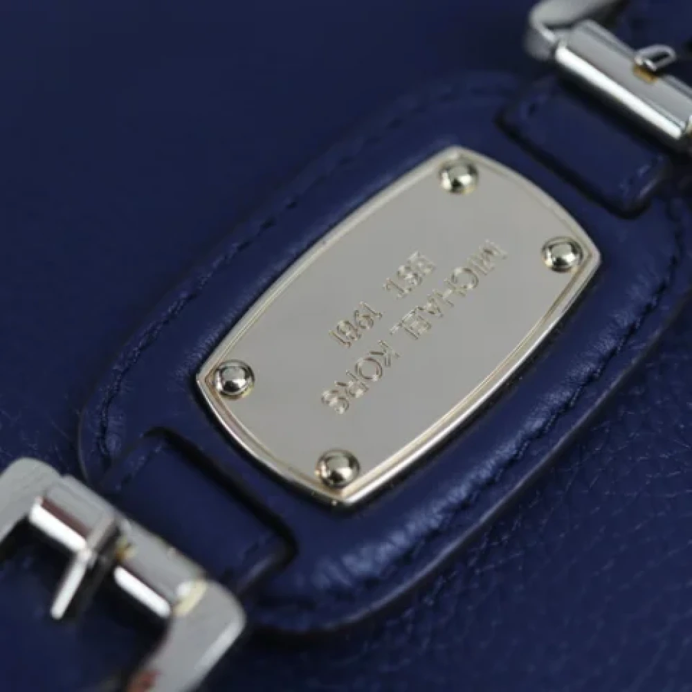Michael Kors Pre-owned Fabric shoulder-bags Blue Dames