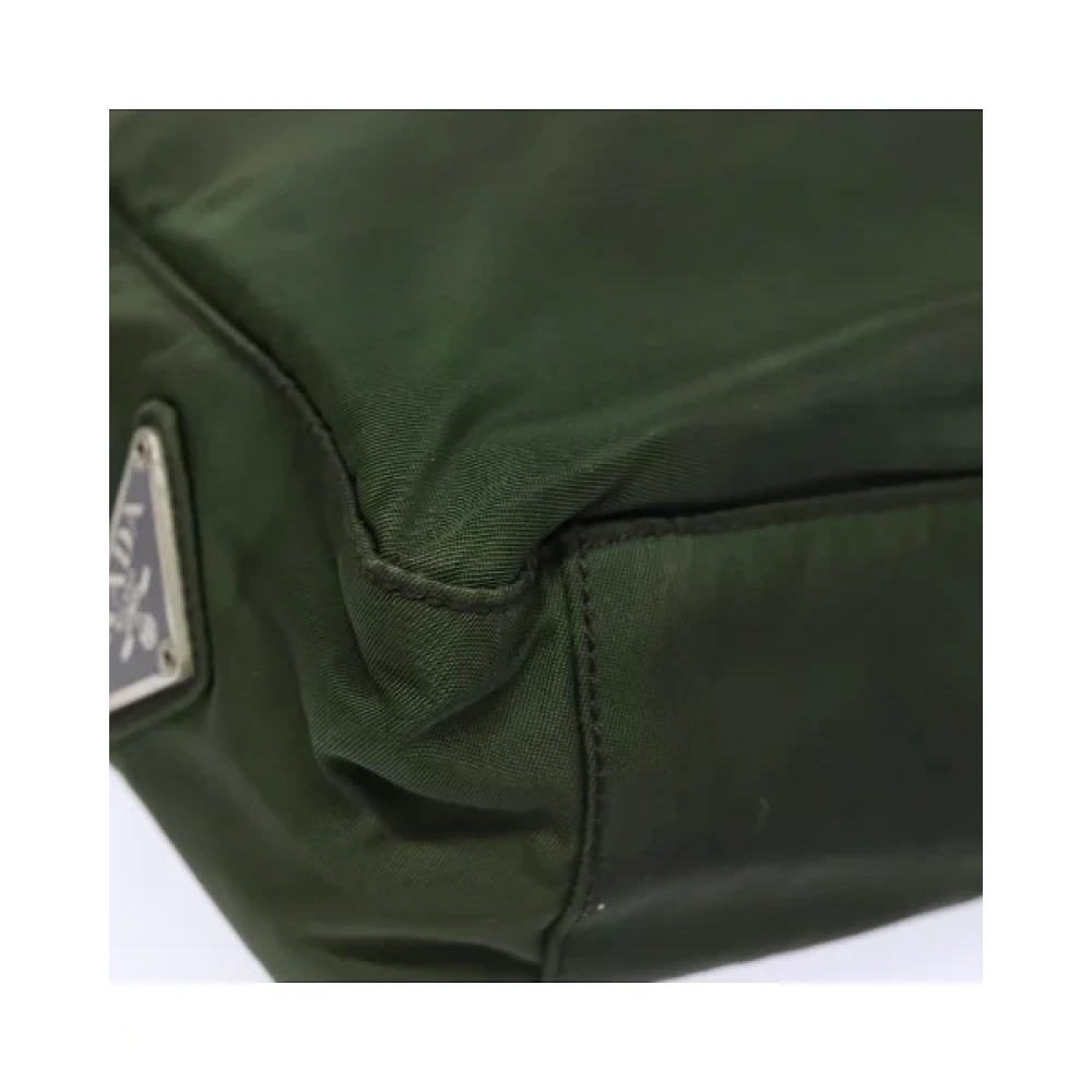 Prada Vintage Pre-owned Nylon handbags Green Dames