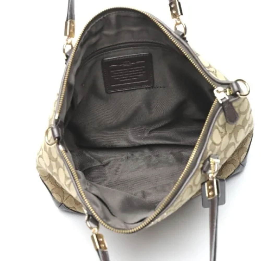Coach Pre-owned Leather shoulder-bags Beige Dames