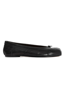 black-ballerina-flats