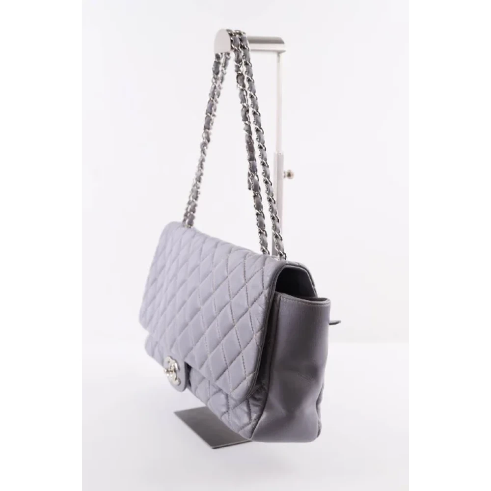 Chanel Vintage Pre-owned Leather shoulder-bags Gray Dames
