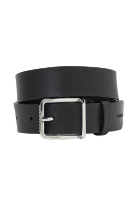 black-leather-belt-with-silver-buckle