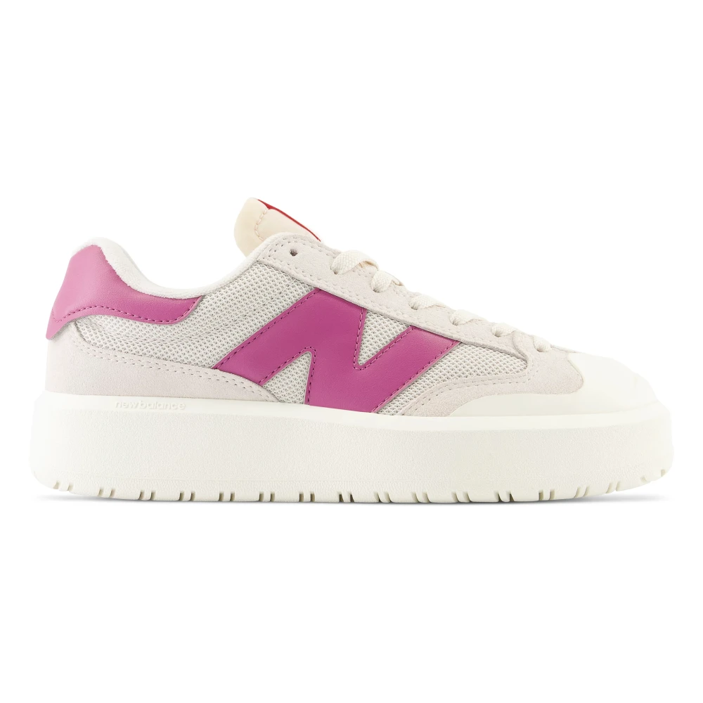 New Balance Stijlvolle Sneakers voor nen en White