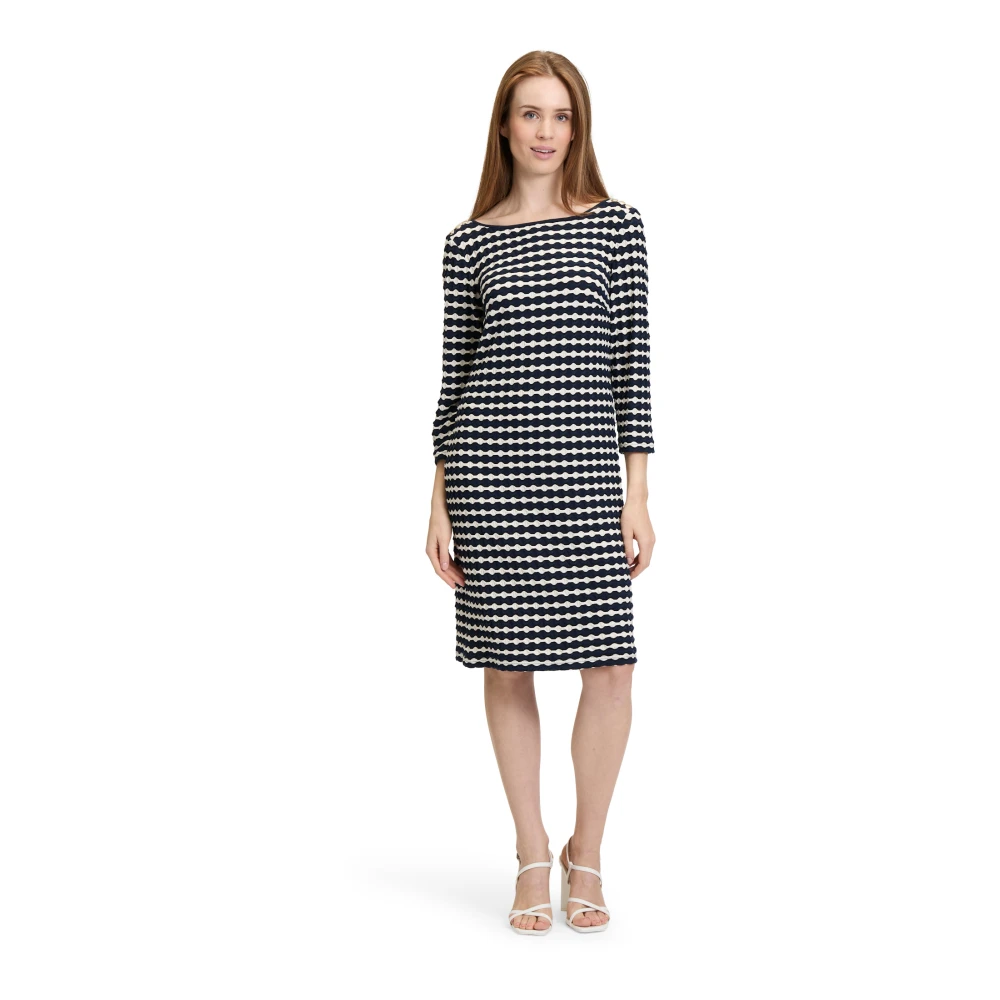 Betty Barclay Elegante jurk met 3 4 mouwen en patroon Blue Dames