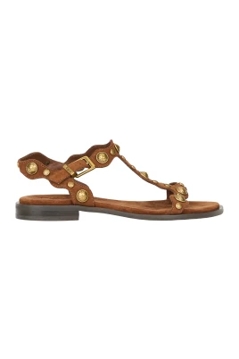Phanny Sandal