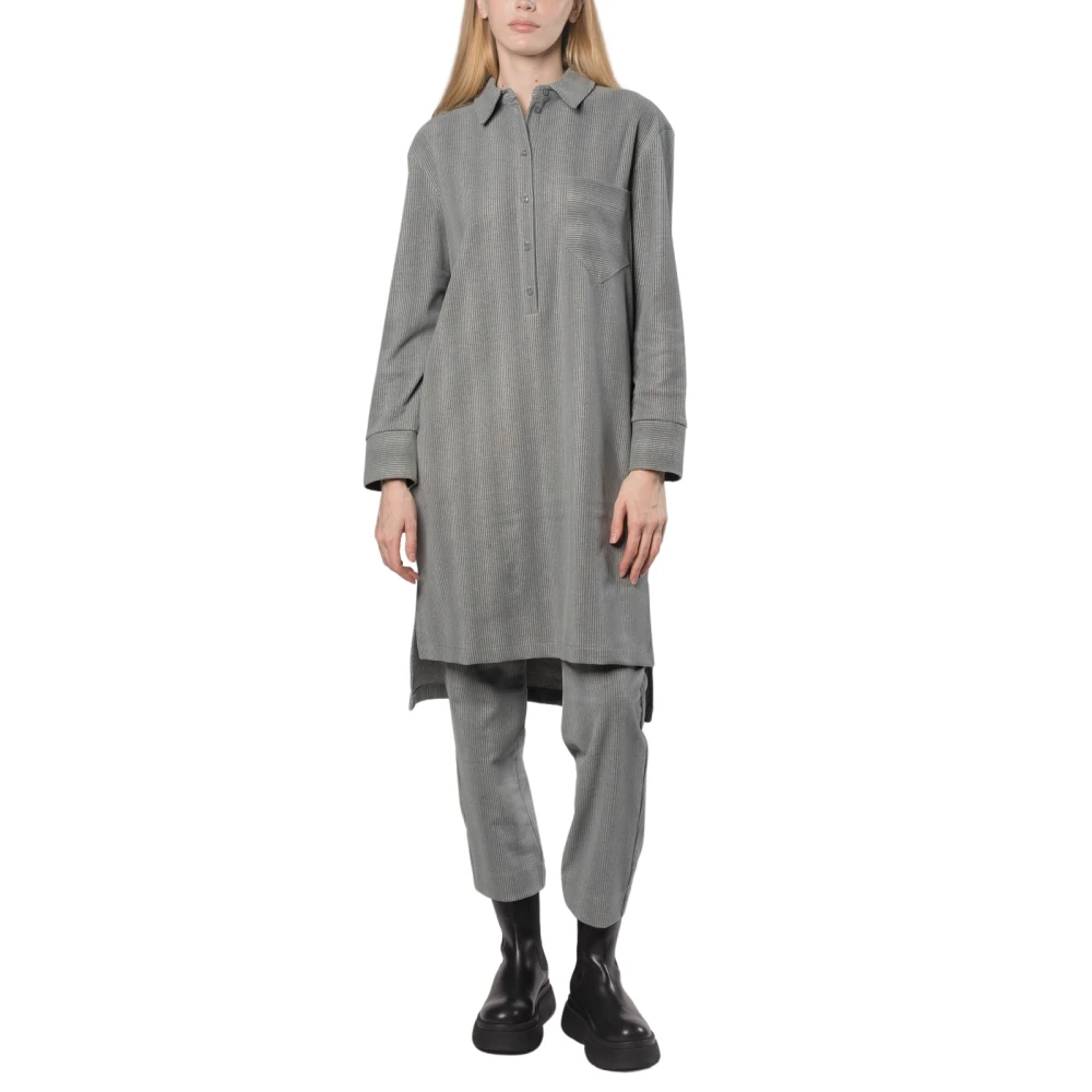 Max Mara Elegante Jurk met Kraag en Knoopdetail Gray Dames