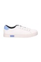 chaussures-blanches-a-lacets-style-elegant
