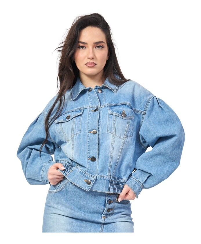 manteau-bleu-en-denim-a-boutons