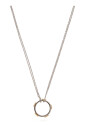 collier-avec-pendentif