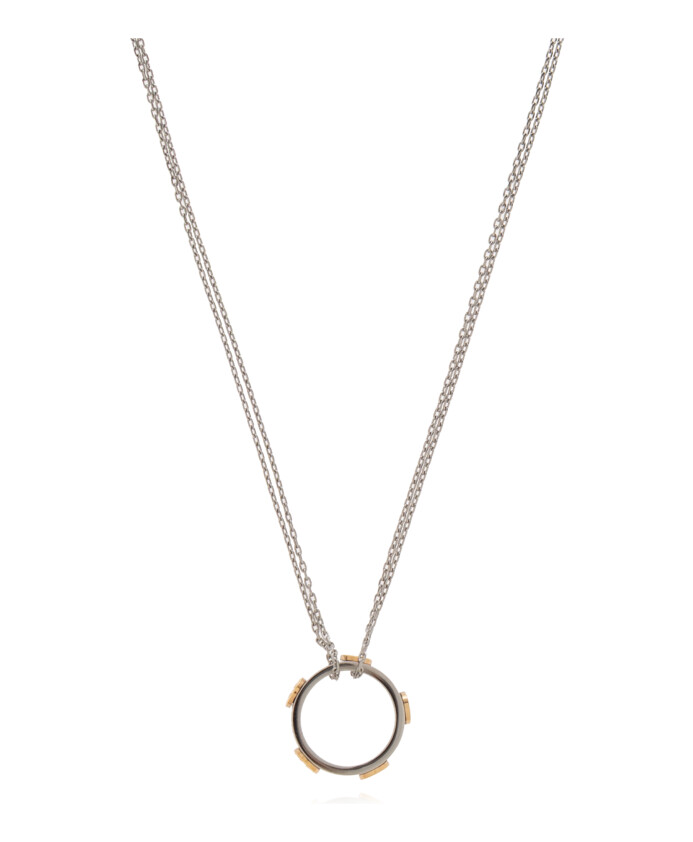 collier-avec-pendentif
