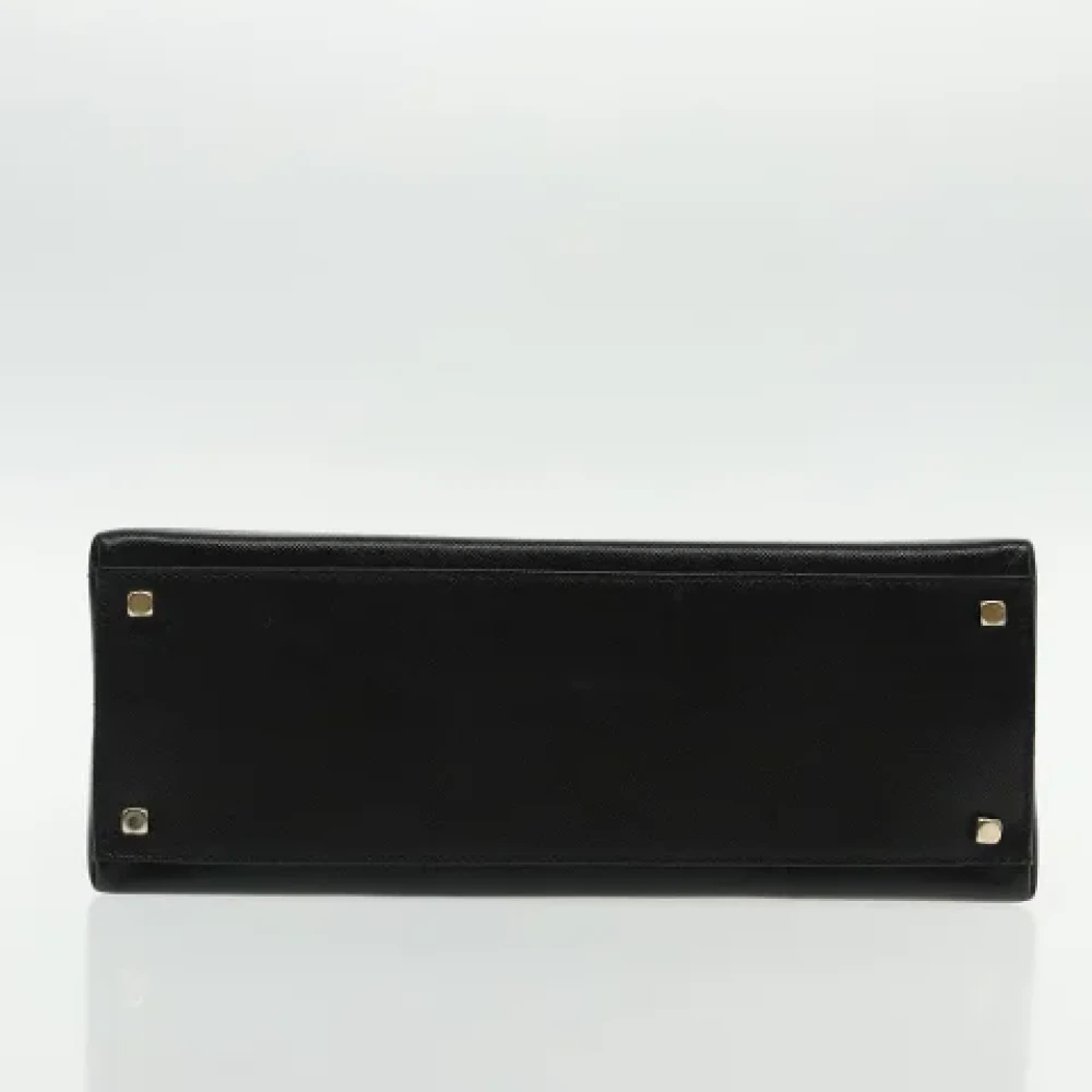 Salvatore Ferragamo Pre-owned Leather handbags Black Dames