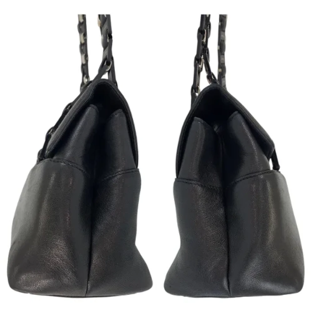Salvatore Ferragamo Pre-owned Leather shoulder-bags Black Dames