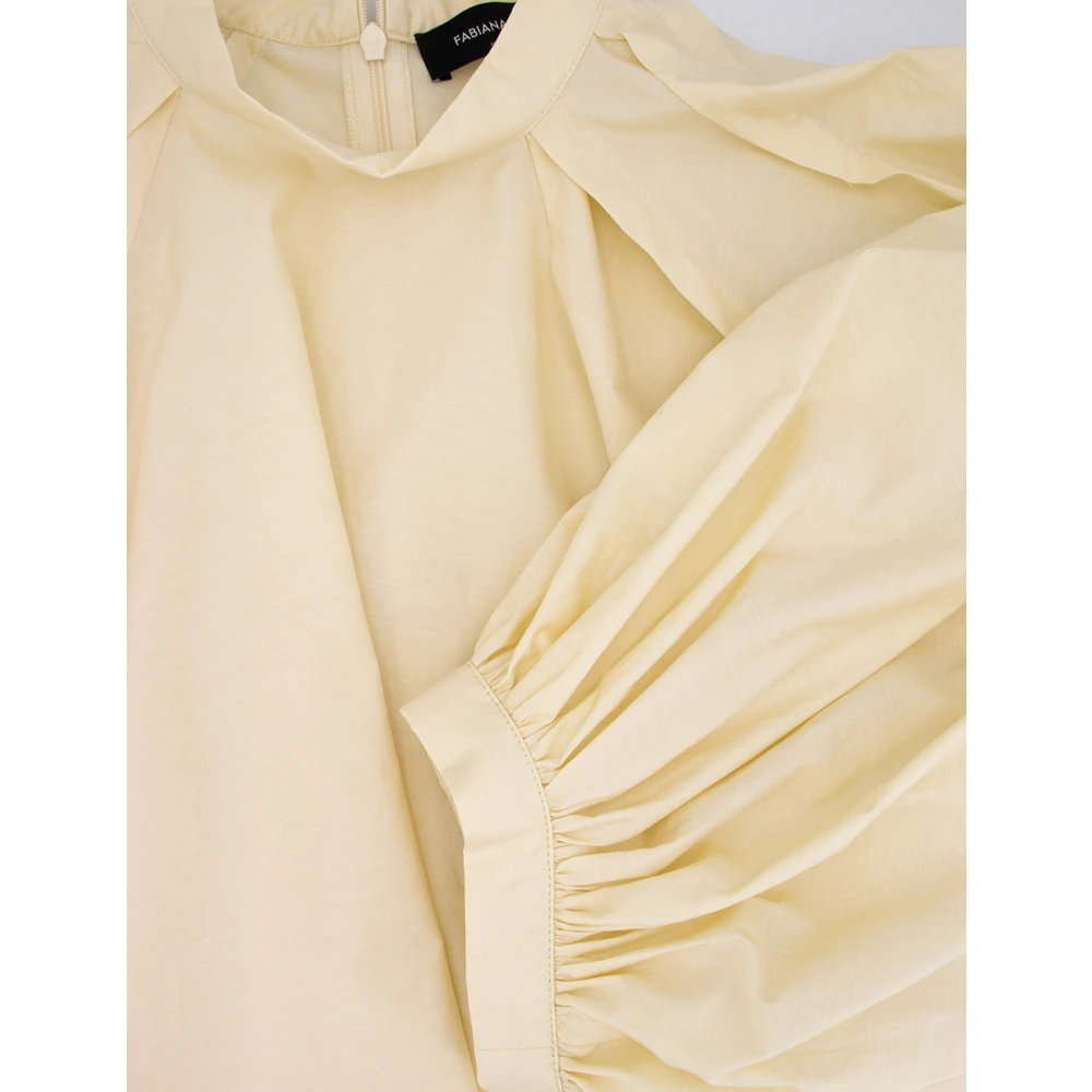 Fabiana Filippi Elegante Jersey met Darts en Plooien Beige Dames