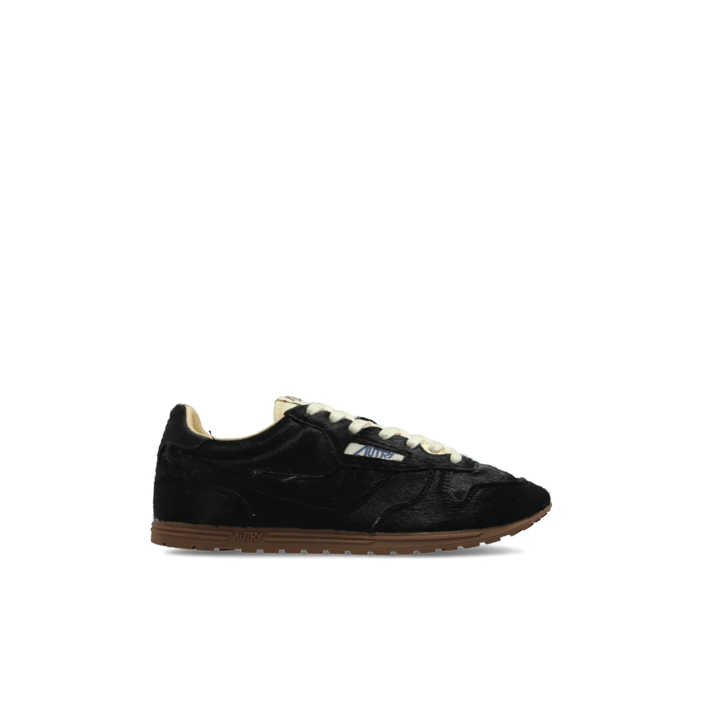 Autry Sportschoenen Windspin Low Dames Schoenen Zwart