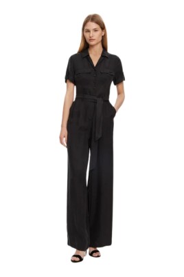 combinaison-decontractee-noir-manches-courtes
