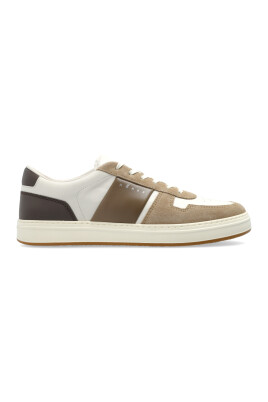 sports-shoes