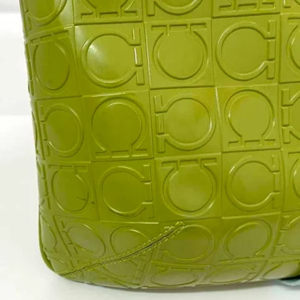 Salvatore Ferragamo Pre-owned Leather handbags Green Dames