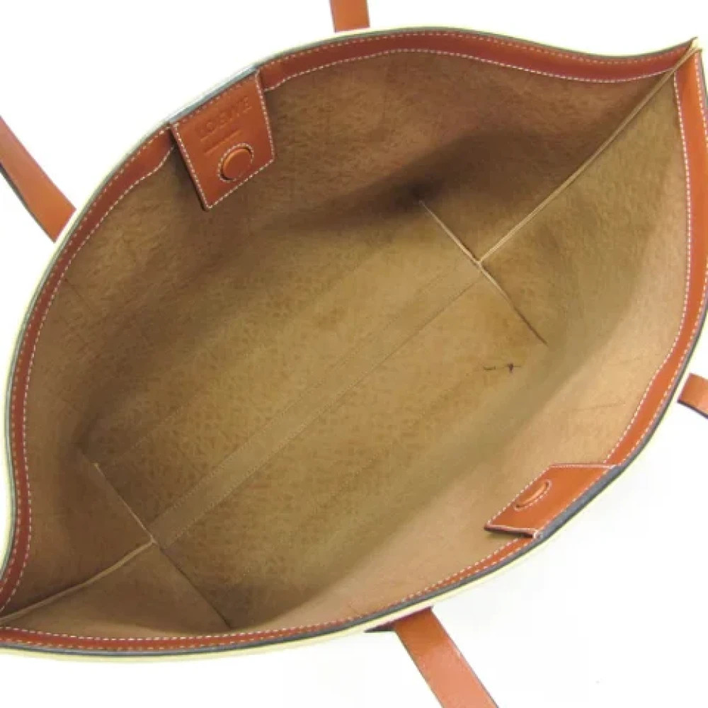 Loewe Pre-owned Canvas totes Beige Dames