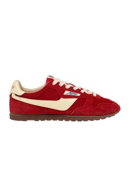 sneakers-en-daim-et-cuir