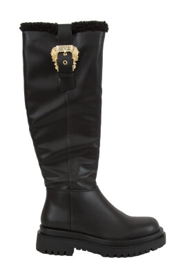 stylish-boots-for-men-and-women