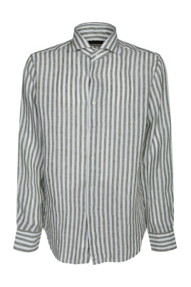 green-shirt-comfort-style-linen