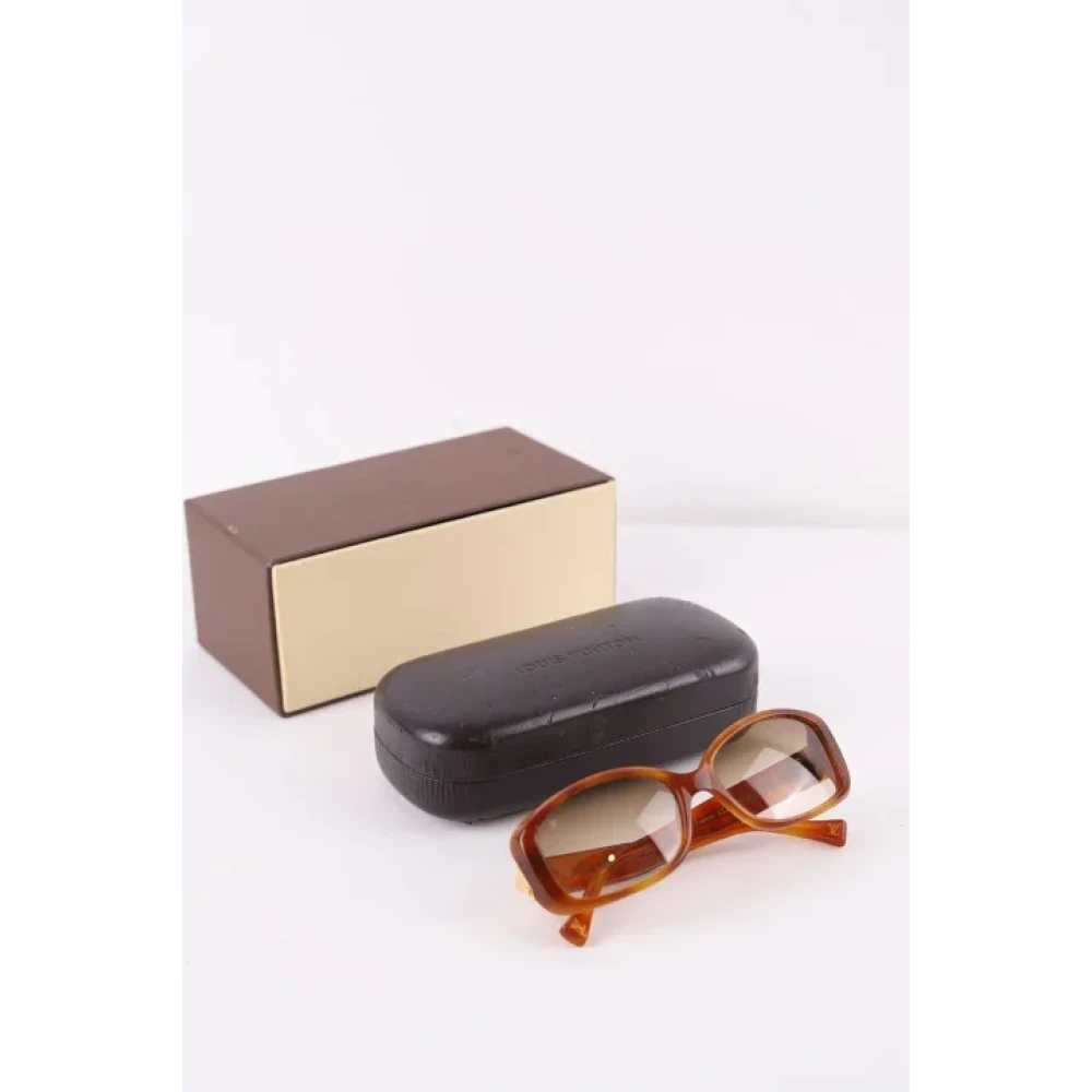 Louis Vuitton Vintage Pre-owned Glass sunglasses Brown Dames