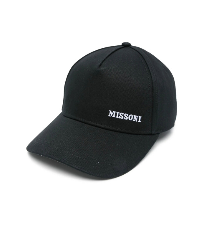 black-curved-peak-cap