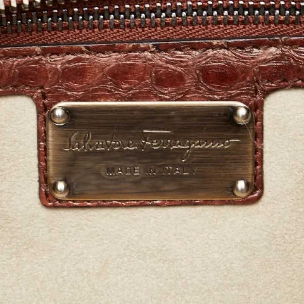 Salvatore Ferragamo Pre-owned Leather handbags Brown Dames