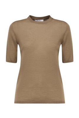pull-en-laine-couleur-noisette