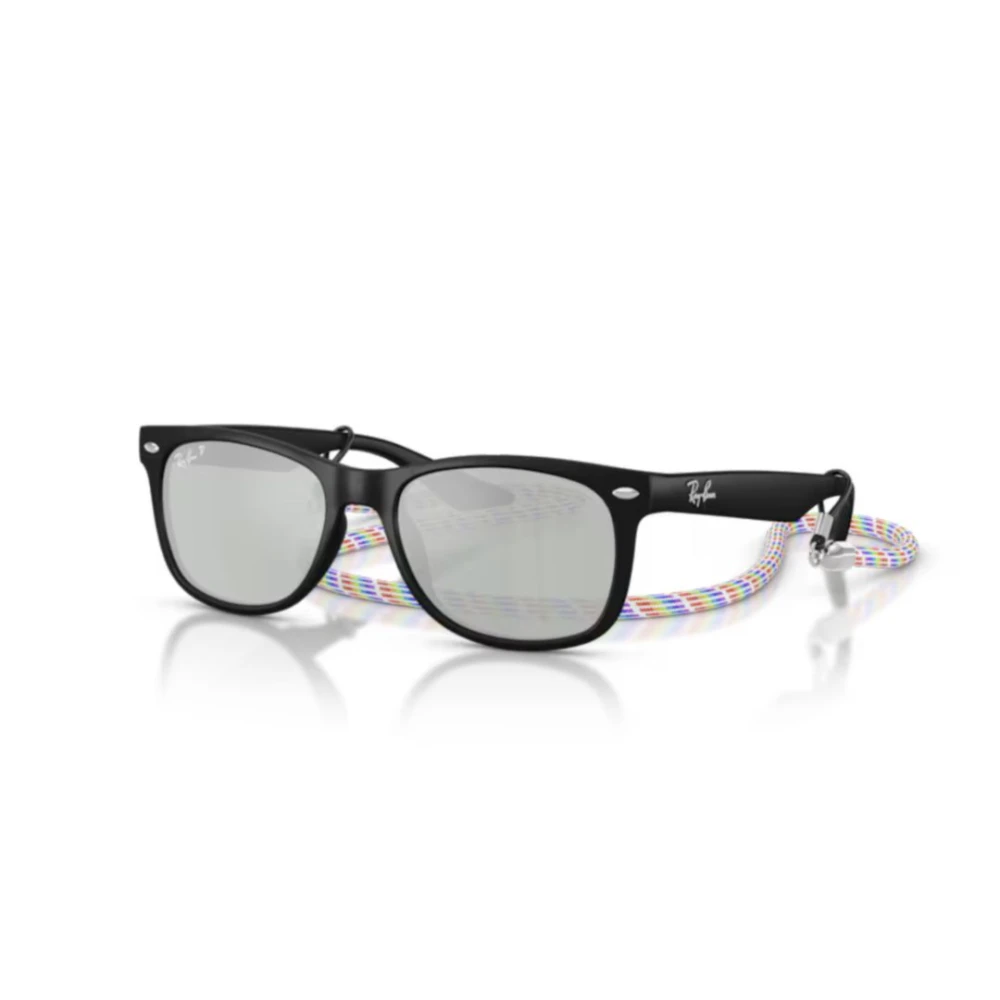 Ray-Ban , Sunglasses, Unisex, Black, One Size, New Junior Wayfarer Sunglasses - Image 4