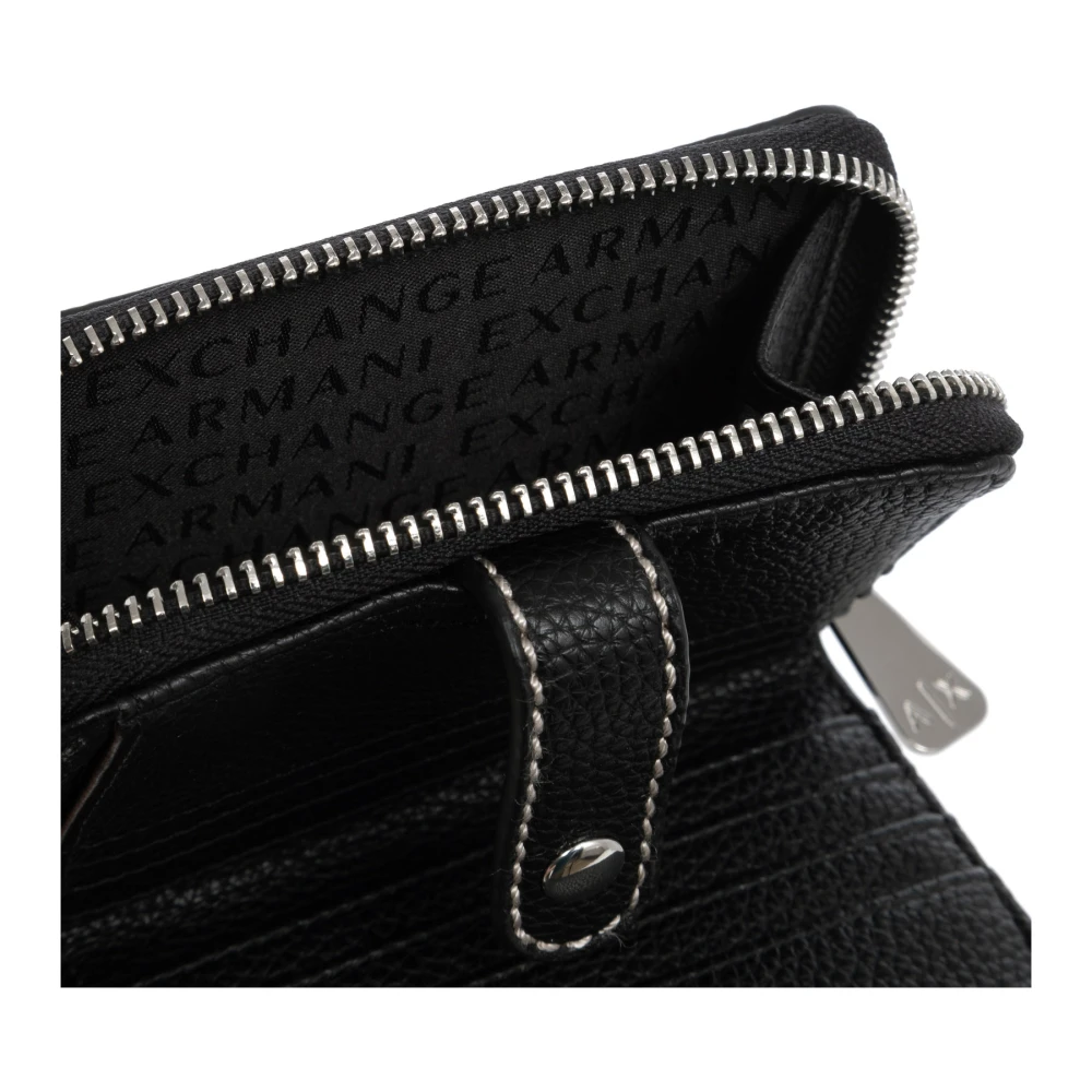 Armani Exchange Stijlvolle Portemonnee met Knoopsluiting Black Dames