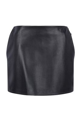 jupe-en-cuir-noir-avec-surpiqures-contrastees