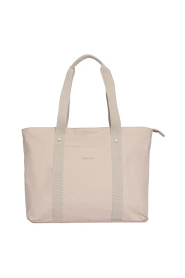 olivia-totevaska-med-tartan-finish