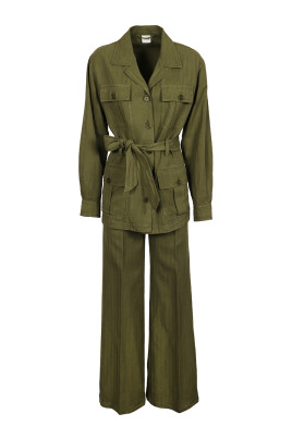 military-green-outfit