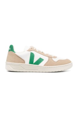 white-sneakers-for-men-stylish