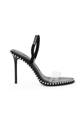 high-heel-sandals