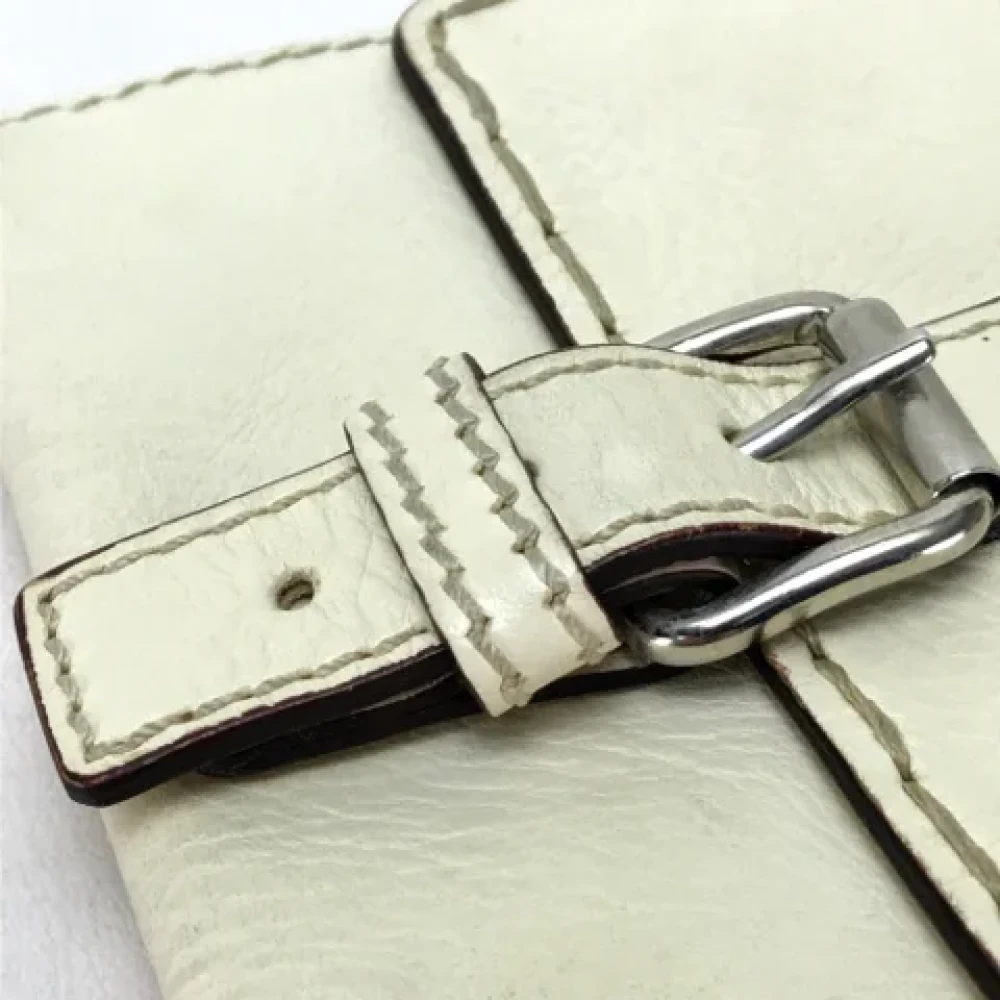 Chloé Pre-owned Leather wallets Beige Dames