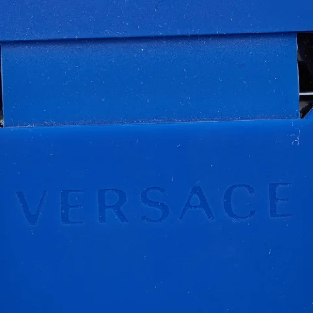 Versace Pre-owned Rubber shoulder-bags Blue Dames