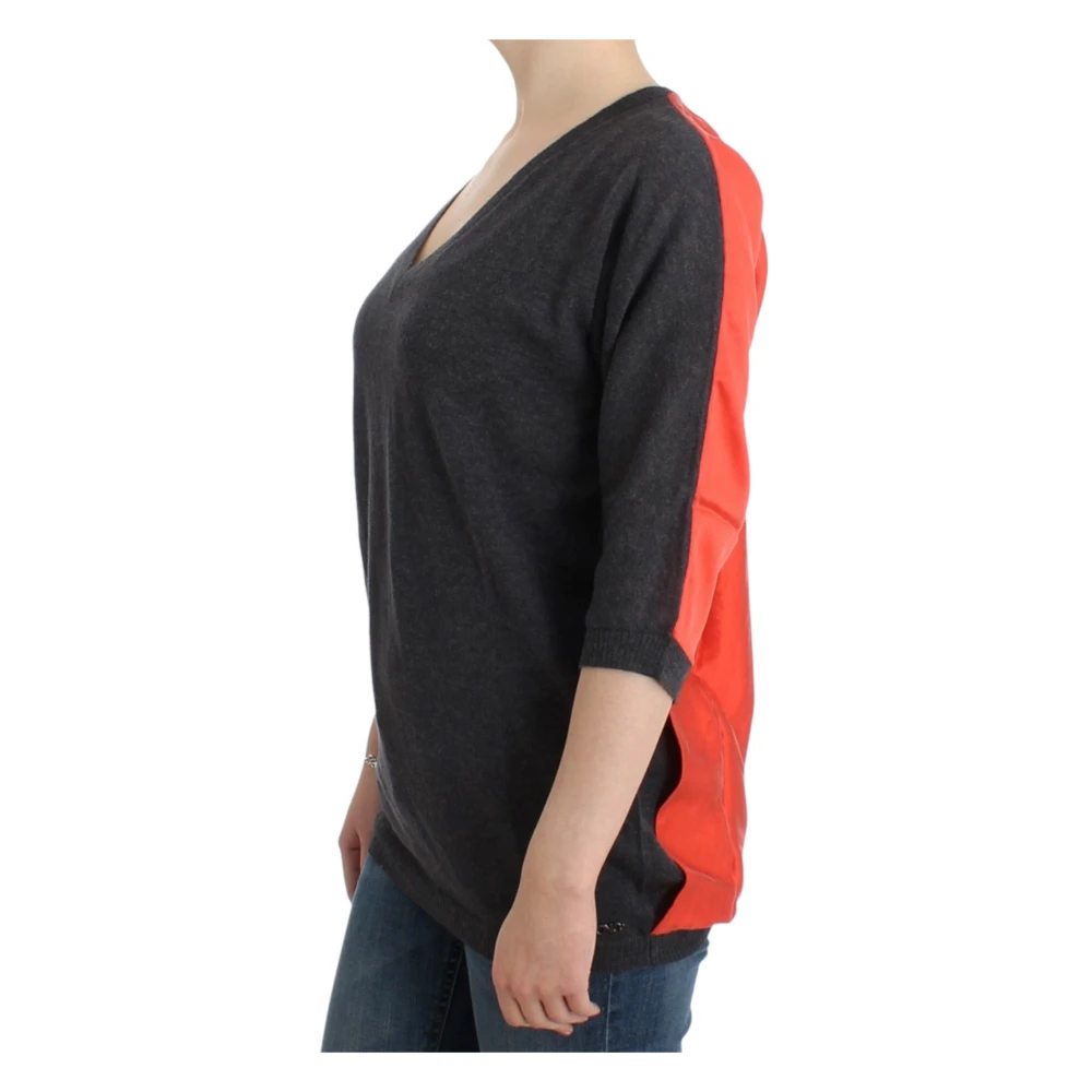 Costume National Luxe V-hals trui in alpacamix Gray Dames