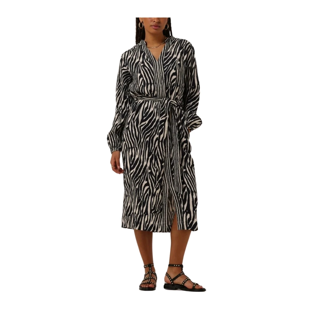 Stella Forest Midi Jurk voor vakantie of festival Black Dames