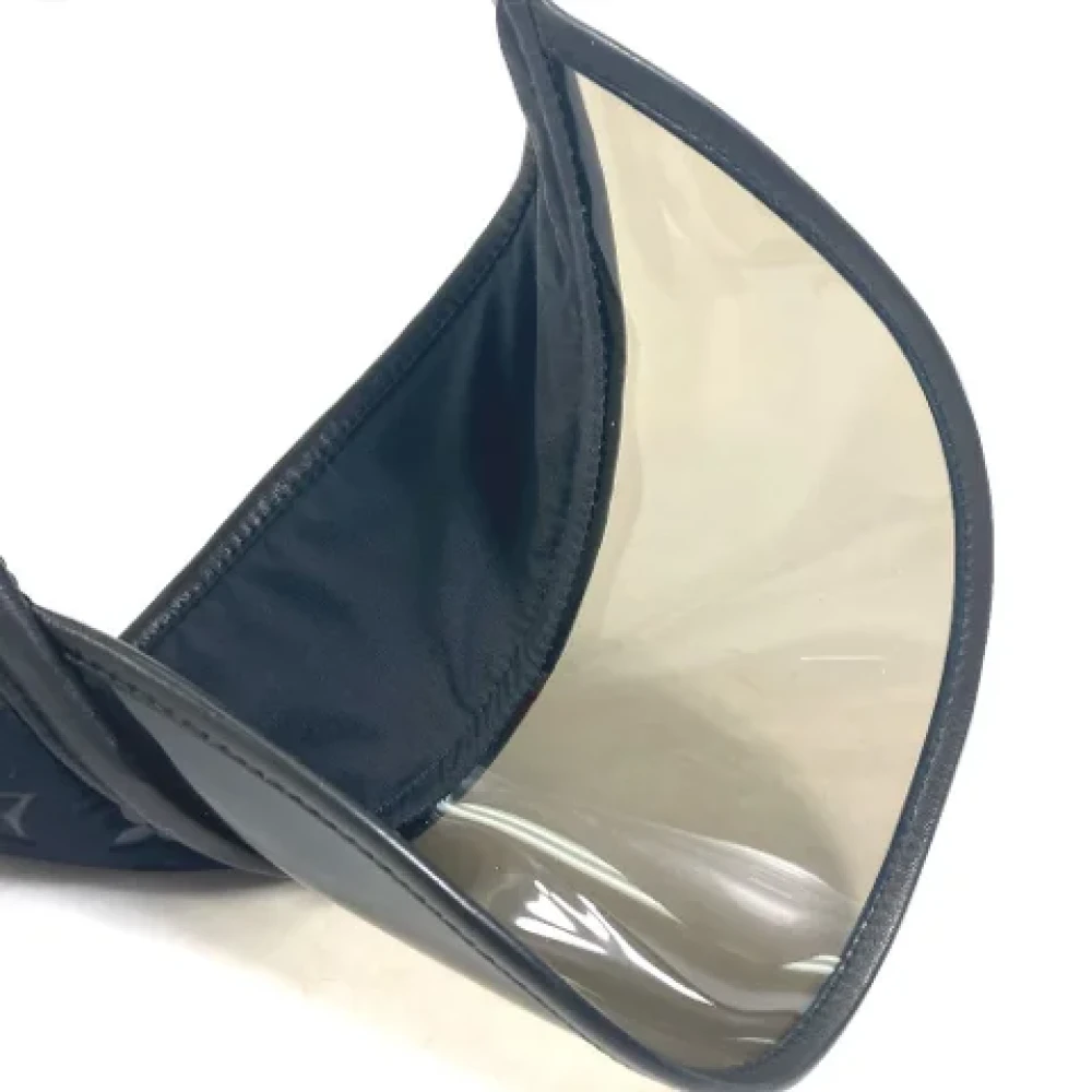 Louis Vuitton Vintage Pre-owned Fabric hats Black Dames
