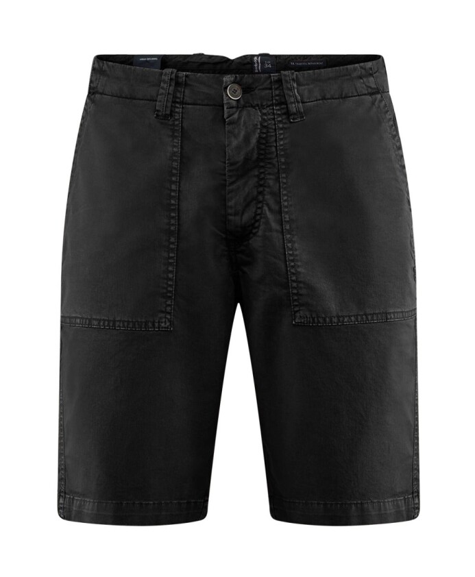 bermuda-with-fatigue-pockets-in-cotton-gabardine