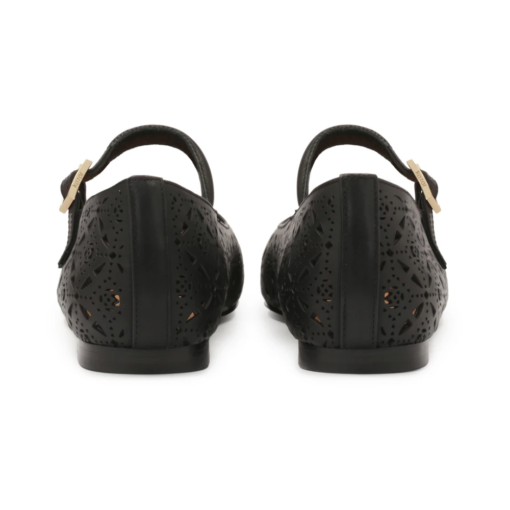 Kazar Kangely Ballerina's